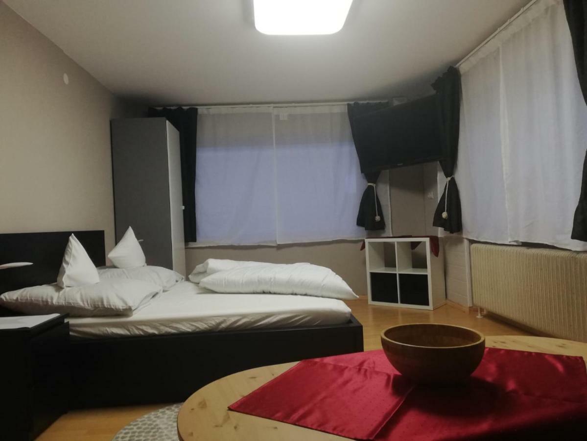Apart Family Schweng トゥクス エクステリア 写真